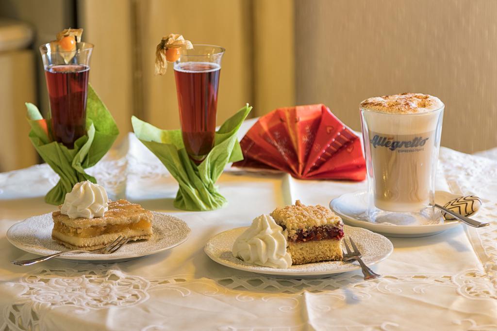 Hotel Fuerstenberger Hof Ксантен Экстерьер фото